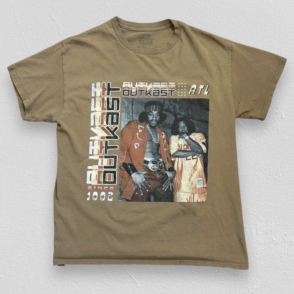 🎸 OutKast "ATLiens" Graphic Tee